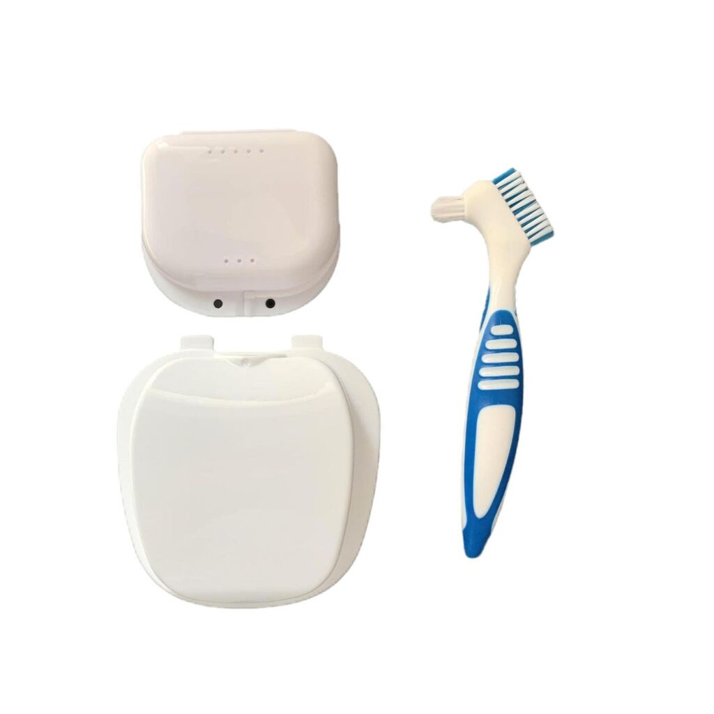 denture-brush.jpg